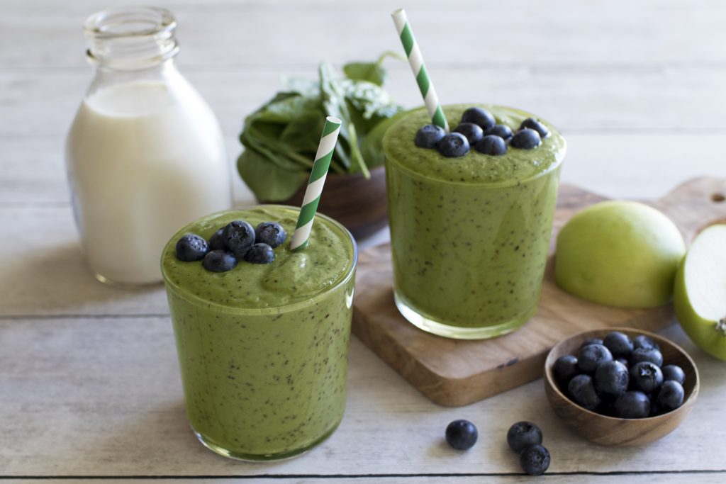 Green Monster Smoothie - Meatless Monday