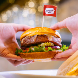 Tgi Fridays And Meatless Monday Join Forces To Offer Plant Based Option Meatless Monday